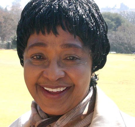 WINNIE MANDELA - FOTO: WIKIPEDIA